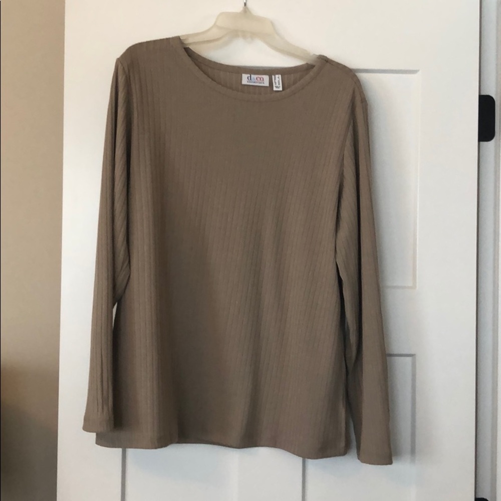 Ribbed long sleeve taupe top